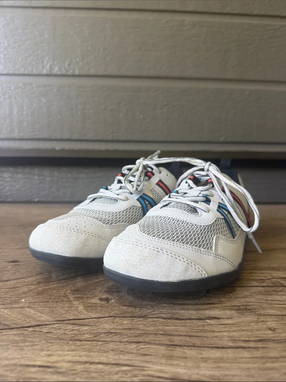 XERO Men's Athletic Barefoot Sneakers in White with Blue Red Accents size M 8.5